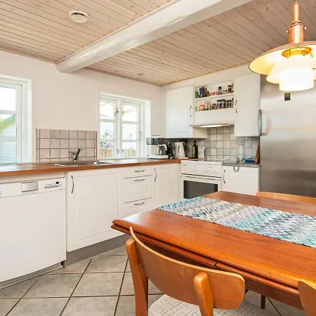 Dom wakacyjny Four-bedroom Holiday In Hojer Vragard